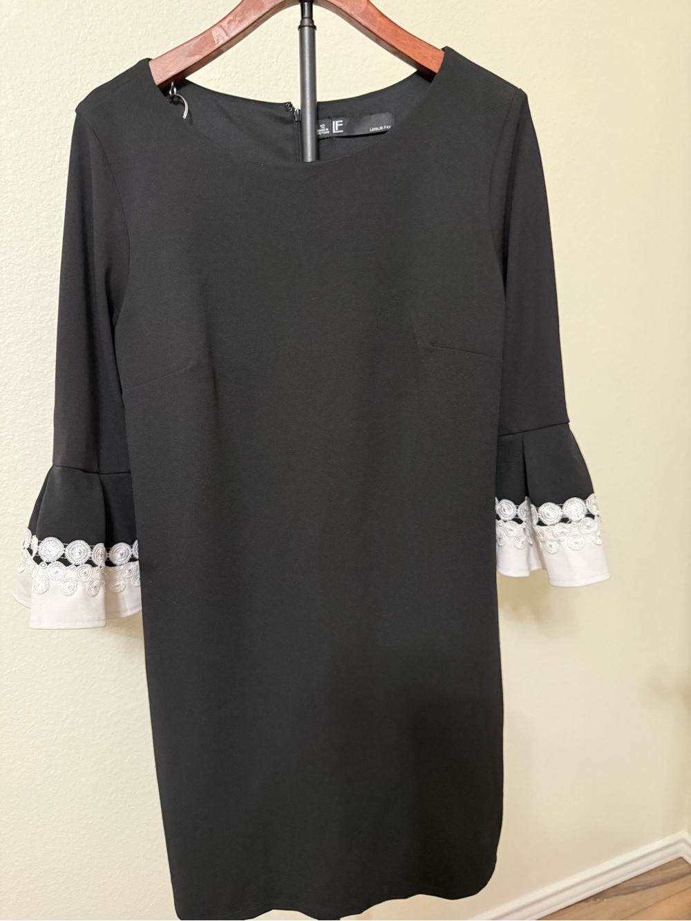 Leslie Fay Black Shift Dress with White Lace Cuff Details